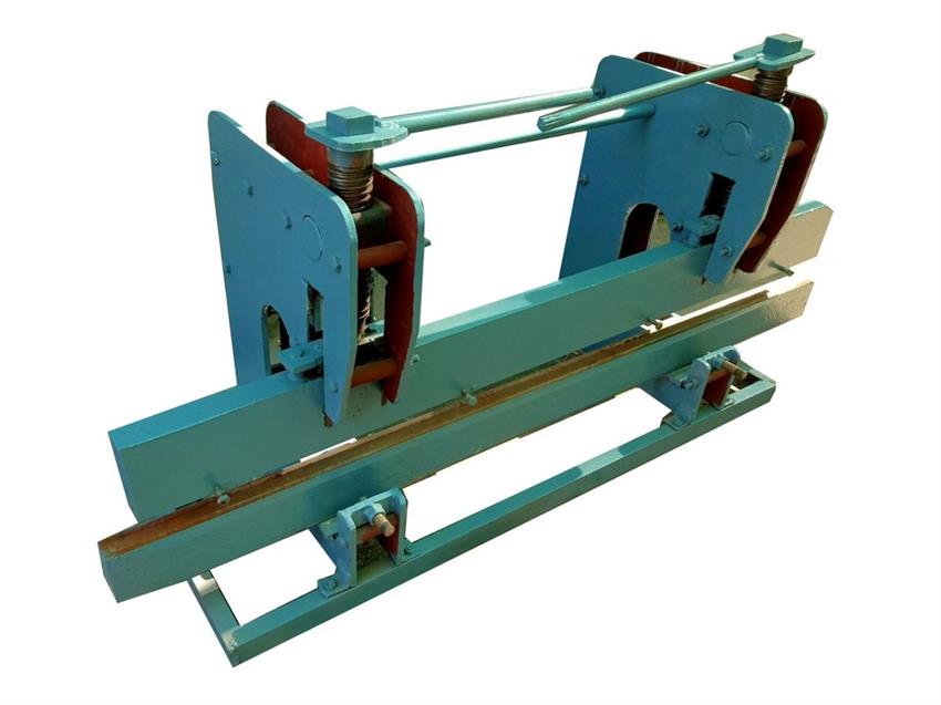 Best Manual Metal Sheet Bending Machine Dealers | Kesya International Pvt. Ltd.